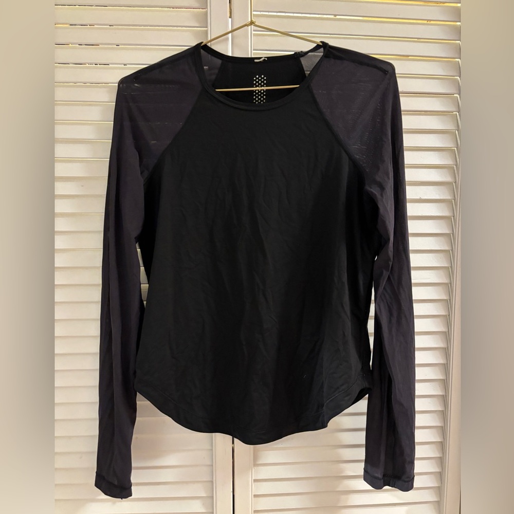 Lululemon Black Long Sleeve